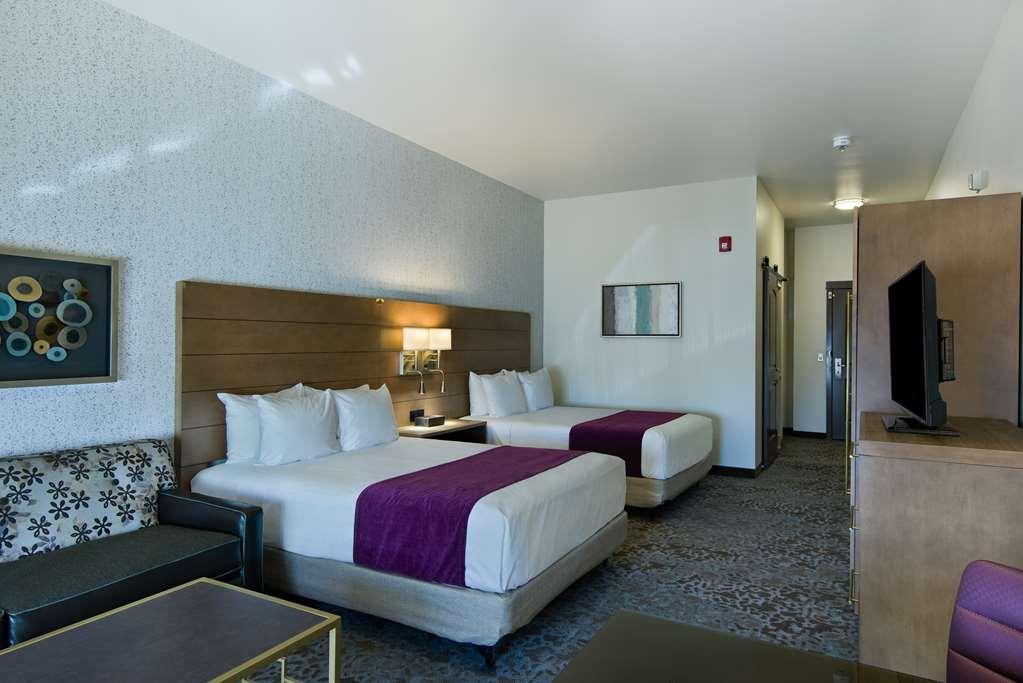 Oxford Suites Sonoma - Rohnert Park Room photo