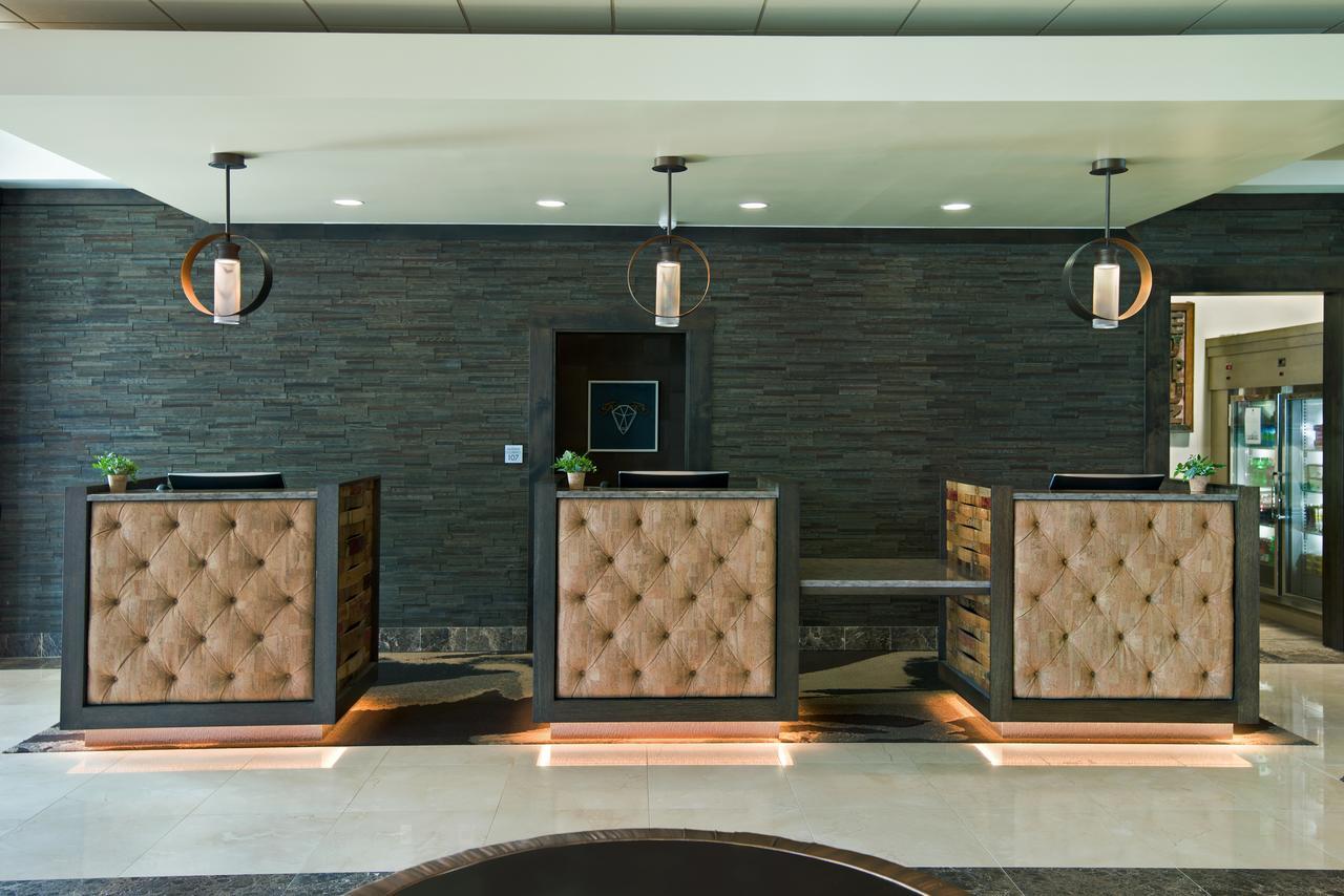 Oxford Suites Sonoma - Rohnert Park Exterior photo