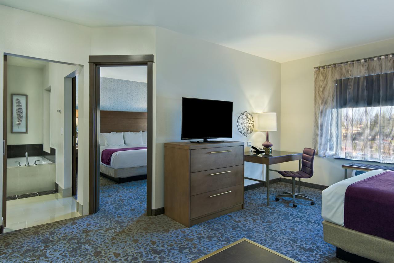 Oxford Suites Sonoma - Rohnert Park Room photo